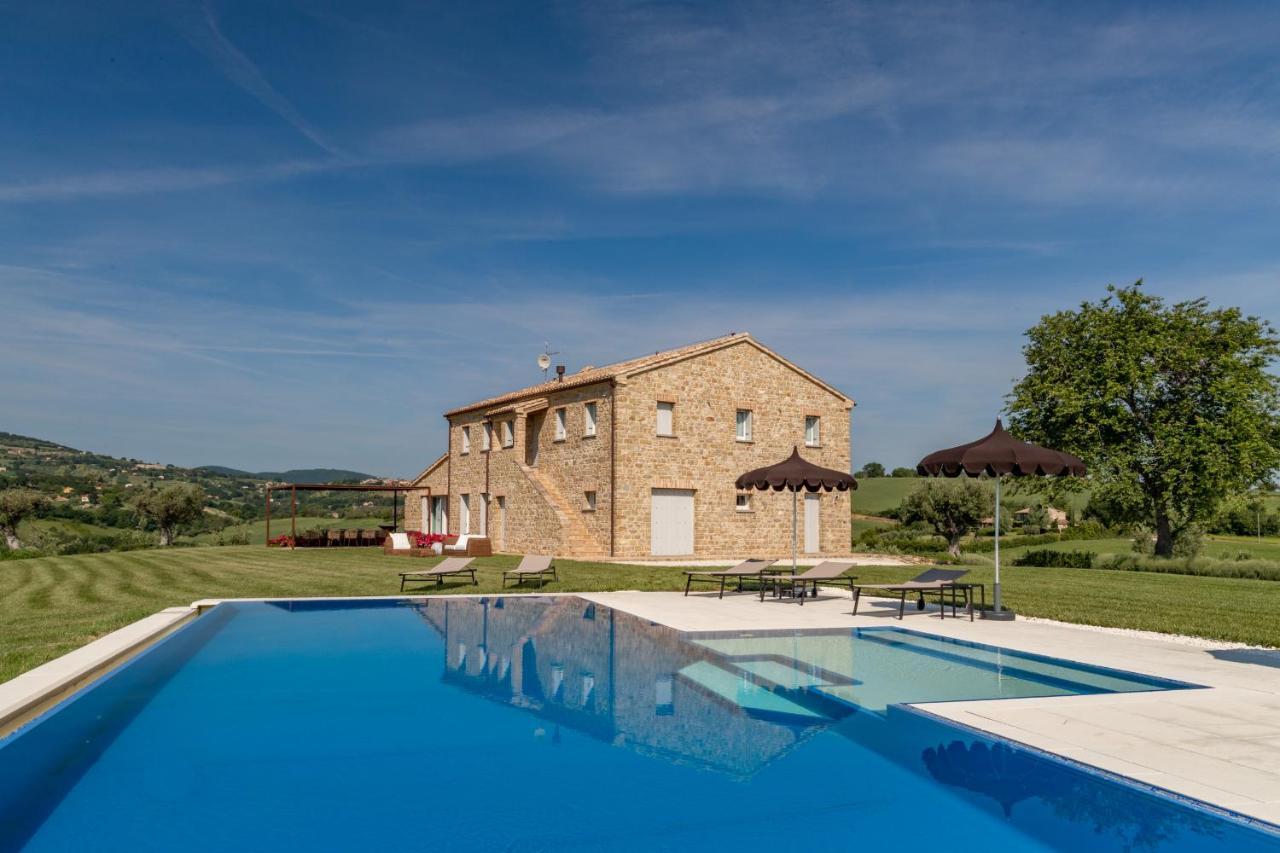 Casale Mignola Villa Cingoli Buitenkant foto